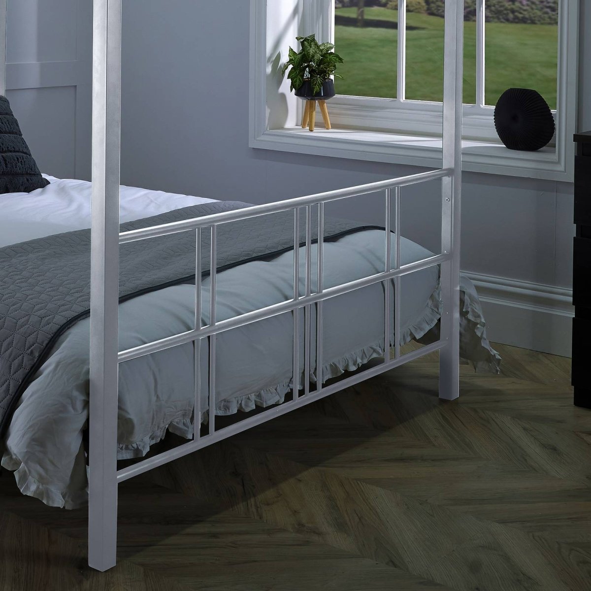 Fern Four Poster Double Bed with LED Lighting - White - XR Living